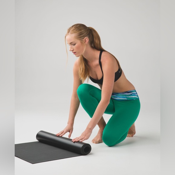 Lululemon Wunder Under Crop III Inkwell / Jungle Size 8 - Picture 3 of 8